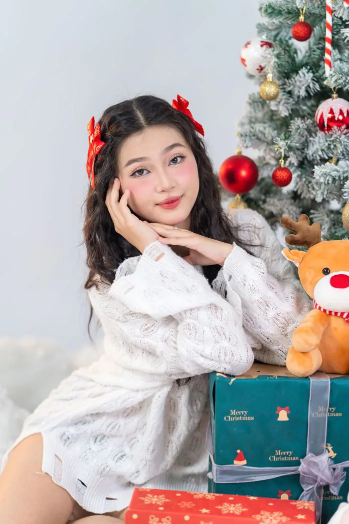 4.000+ ảnh đẹp nhất về Cô Gái Giáng Sinh · Tải xuống miễn phí 100% · Ảnh có  sẵn của Pexels