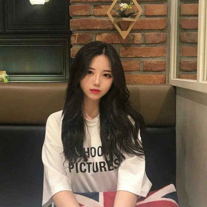Hình ảnh gái xinh Hàn Quốc đẹp và đáng yêu | Ilustrasi model pakaian, Gaya wanita,