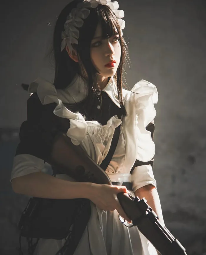Mê tít với 111+ ảnh cosplay hầu gái cực quyến rũ, gợi cảm