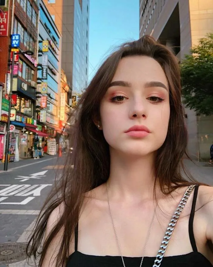 Chân dung cô gái xinh đẹp được dân mạng ngợi ca là “thiên thần Instagram” | Báo Dân trí