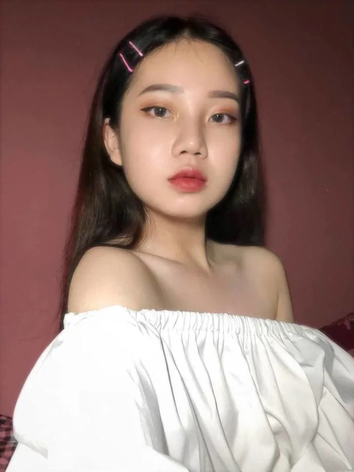 Full bộ' gái xinh 10X trên Instagram - Saostar.vn
