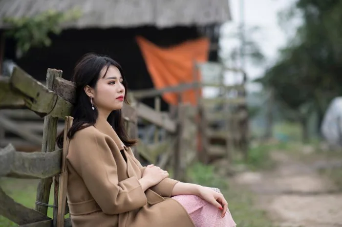 Những cô gái thích mưa thường mang nhiều tâm sự