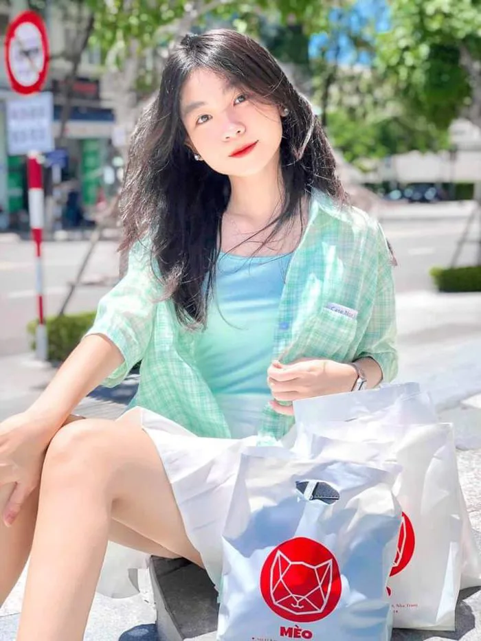 Ảnh Gái Xinh Váy Ngắn Đẹp Cute, Trẻ Trung, Năng Động
