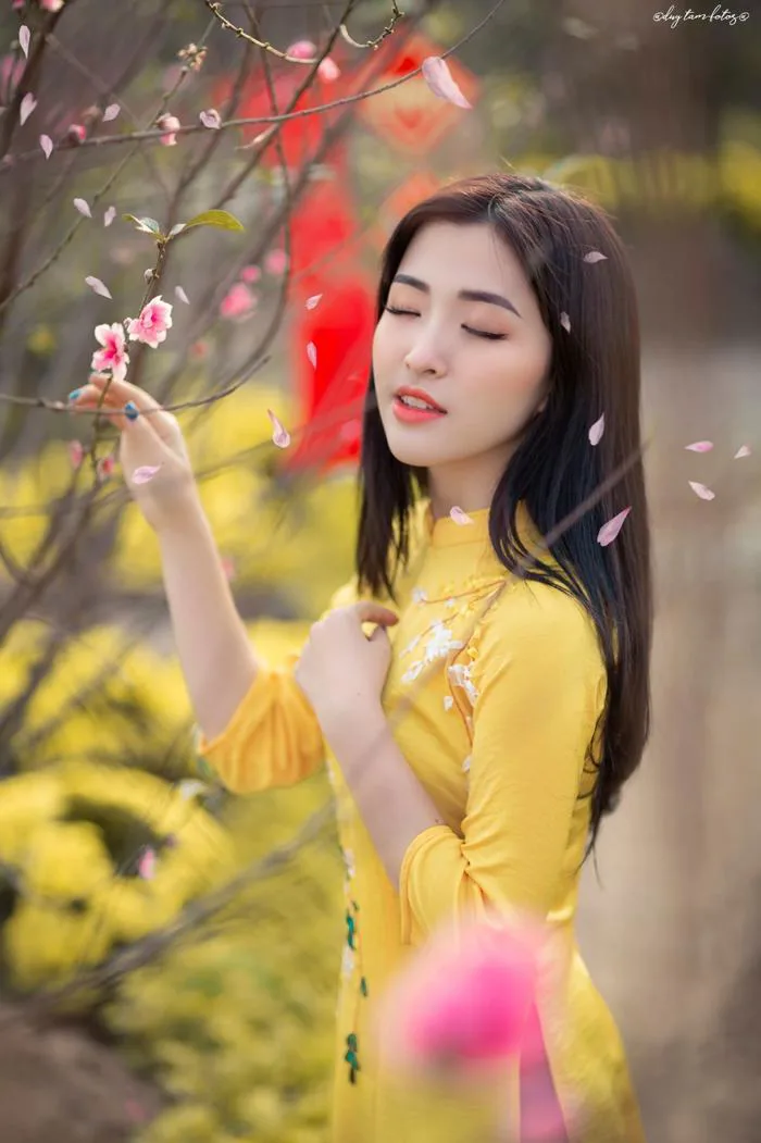 anh-gai-xinh-nang-som-1