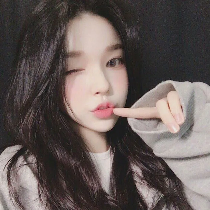 girl lạnh lùng