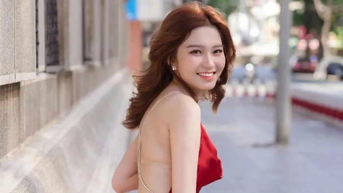 101+ ảnh cô gái Việt Nam xinh đẹp, dễ thương đang hot nhất
