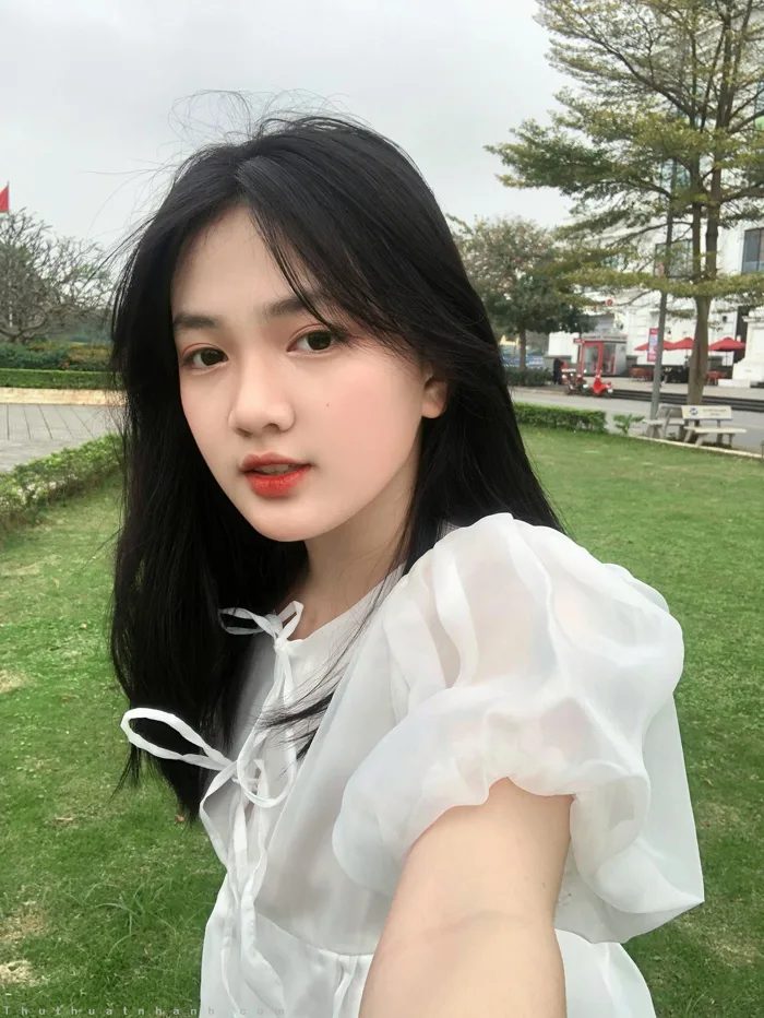 Hình Ảnh Gái K10 Xinh Đẹp, Ngây Thơ, E Ấp Như Nụ Sương Mai