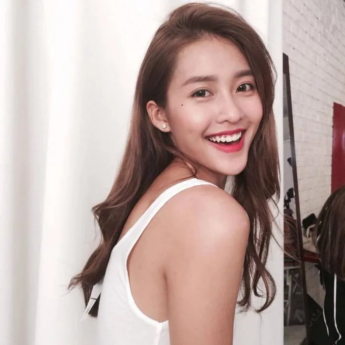 Top 5 hot girl Việt sở hữu nụ cười 