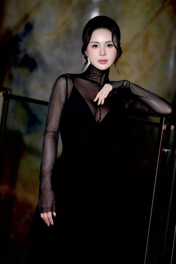 Nhan sắc cuốn hút của 4 nữ diễn viên phim 