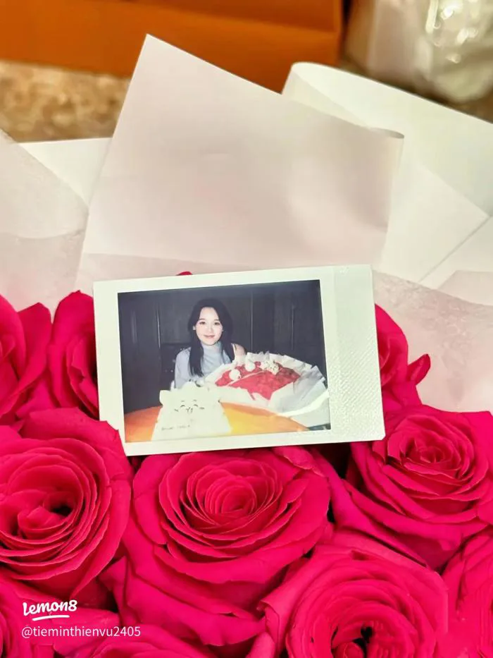Top 5 ý tưởng ảnh Polaroid đẹp để chụp và in ảnh cực xinh