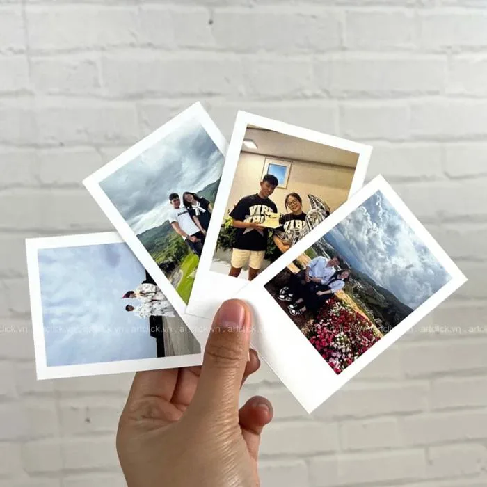 Dịch Vụ In Hình Polaroid Cho Cặp Đôi – Đẹp Từng Chi Tiết, Giá Cực Sinh  Viên. - ArtClick