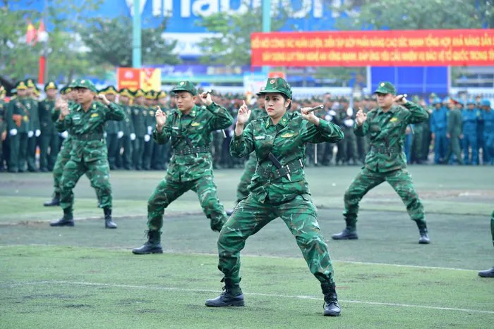 Những hình ảnh về nữ quân nhân Bộ đội Biên phòng