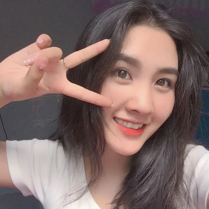 Ảnh: Nữ sinh Đại học Sài Gòn xinh đẹp khiến bao chàng trai ngẩn ngơ