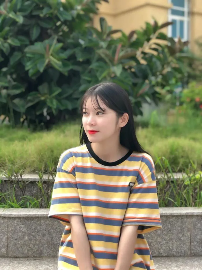 Nữ sinh năm cuối Học viện Tòa án gây 