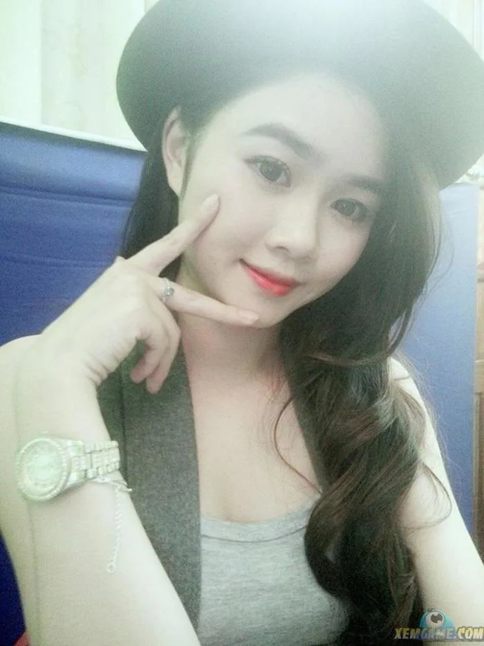 Top 10 Nữ streamer Liên Minh Huyền Thoại và Đột Kích hot ở Việt Nam - toplist.vn