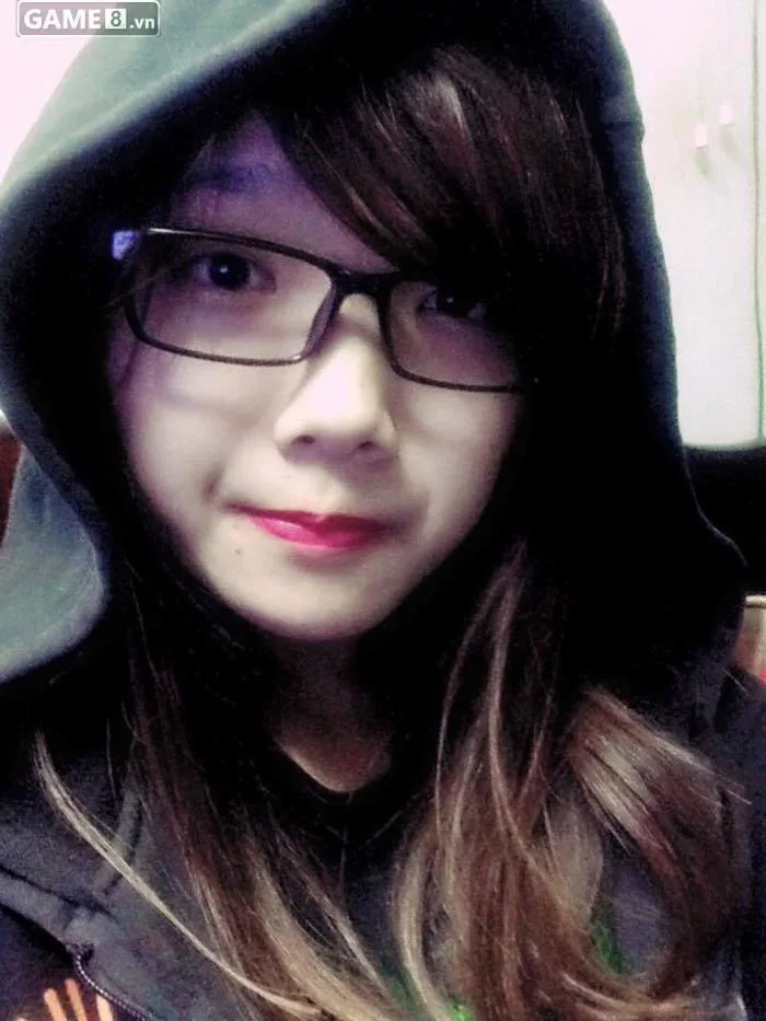 Top 10 Nữ streamer Liên Minh Huyền Thoại và Đột Kích hot ở Việt Nam - toplist.vn
