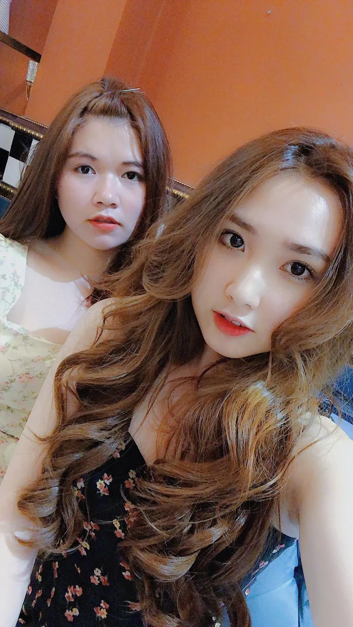 Lộ diện chị gái xinh đẹp, tài giỏi của Thanh 