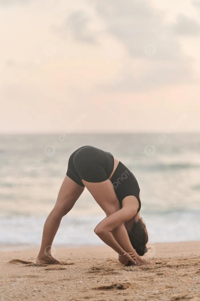 Cô Gái Xinh đẹp Tập Yoga ở Bãi Biển Cô Gái Hòa Bình Hình Chụp Và Hình ảnh Để Tải Về Miễn Phí - Pngtree