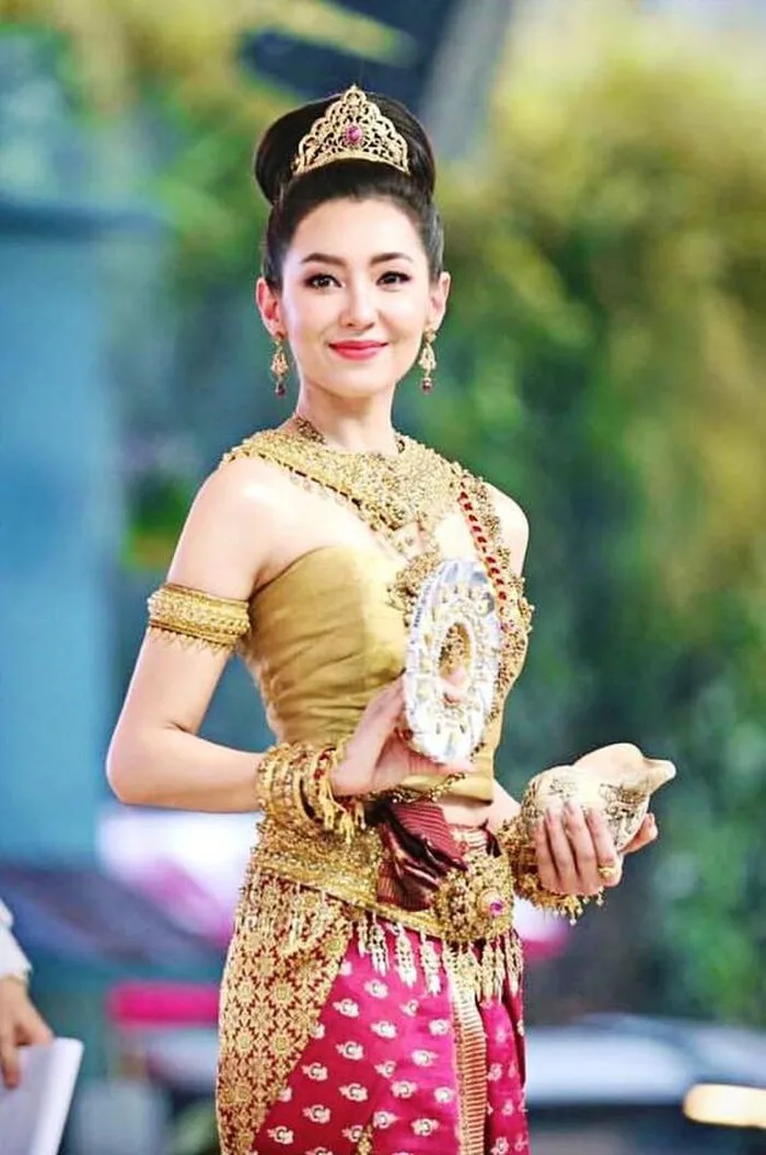 4 nữ diễn viên thái Lan diện trang phục truyền thống đẹp nhất