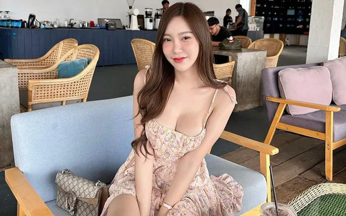 Hot girl nóng bỏng nhất Thái Lan mang gương mặt học sinh nhưng body phụ huynh