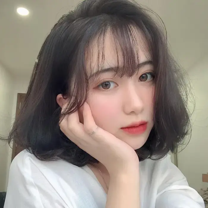 Những hình ảnh gái xinh tóc ngang vai gây sốt mạng xã hội