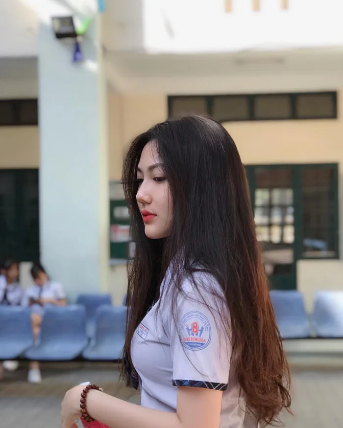 Hội gái xinh 17 tuổi hot nhất trên MXH