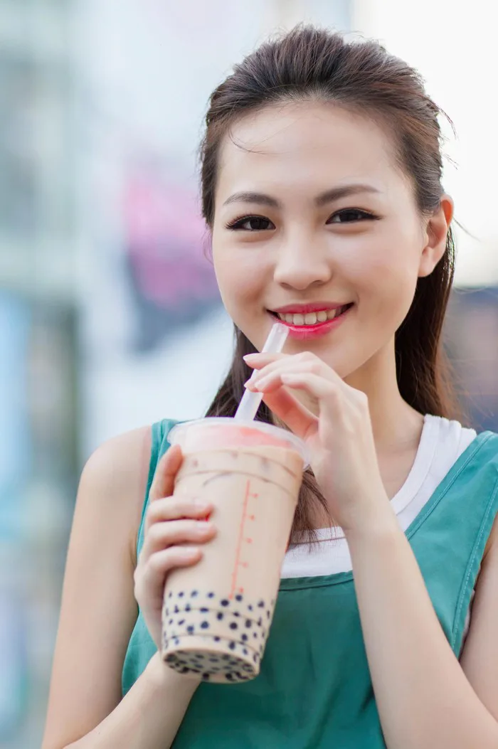 Khi giảm cân có được uống trà sữa? Lưu ý khi uống trà sữa giúp bạn không  tăng cân và tránh lão hóa