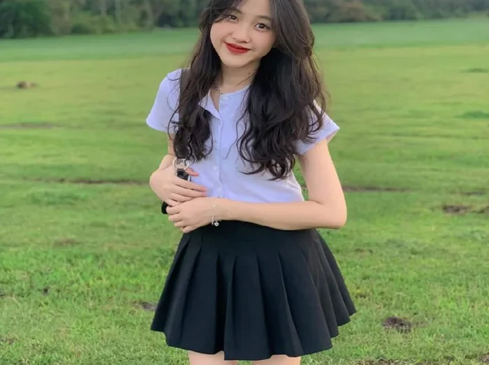 99+ ảnh gái xinh mặc váy xếp ly siêu ngắn, cực kỳ gợi cảm - Viện Thẩm Mỹ Diva