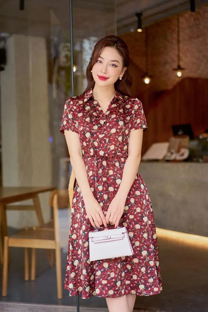 99+ Stt cô gái mặc váy đỏ, stt thả thính váy đỏ cho nàng