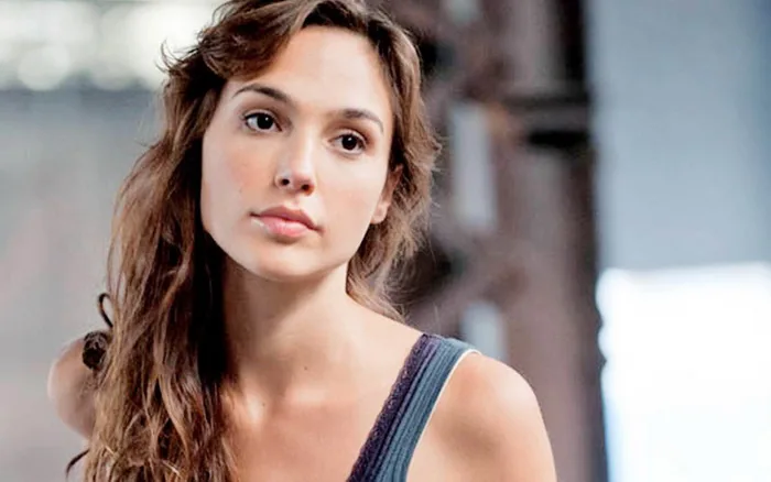 Gal Gadot: Từ Hoa Hậu Bị Hắt Hủi Trở Thành Nữ Thần Hollywood Gal Gadot: Từ Hoa Hậu Bị Hắt Hủi Trở Thành Nữ Thần Hollywood