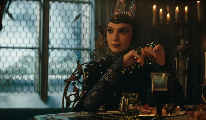 Gal Gadot: Từ Wonder Woman đến Hoàng hậu độc ác trong Gal Gadot: Từ Wonder Woman đến Hoàng hậu độc ác trong