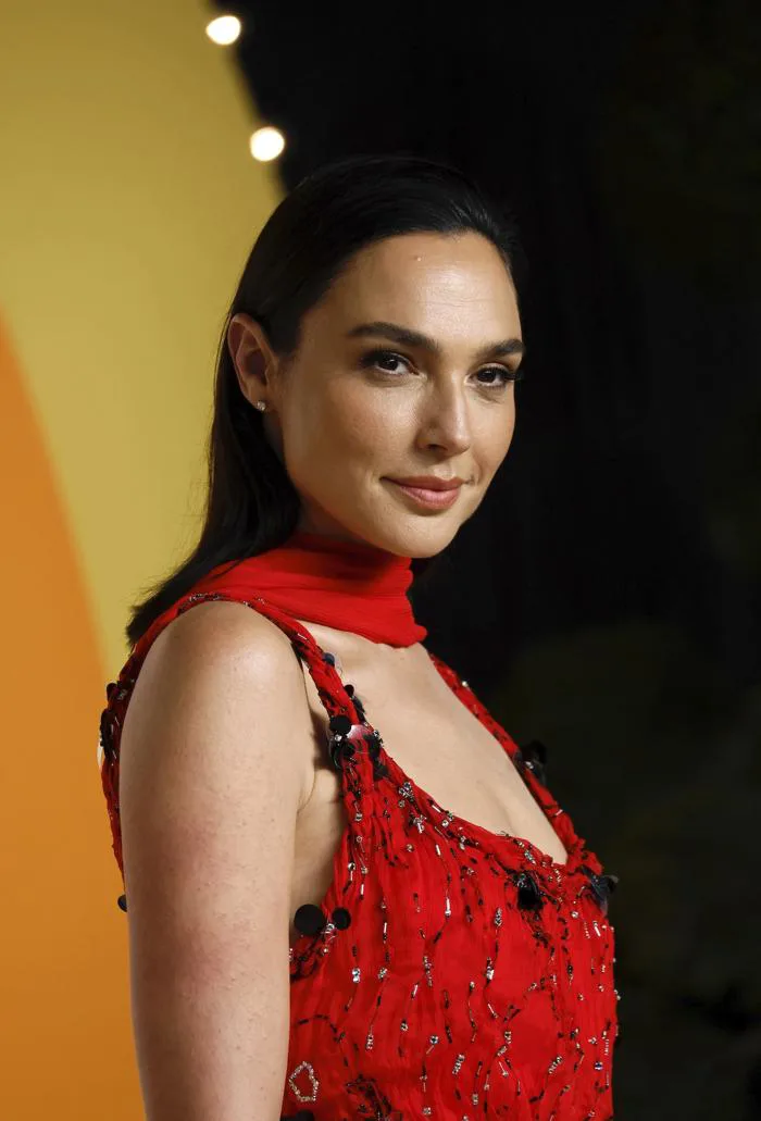 Cuộc sống viên mãn của 'nữ thần' Gal Gadot ở tuổi 40 Cuộc sống viên mãn của 'nữ thần' Gal Gadot ở tuổi 40