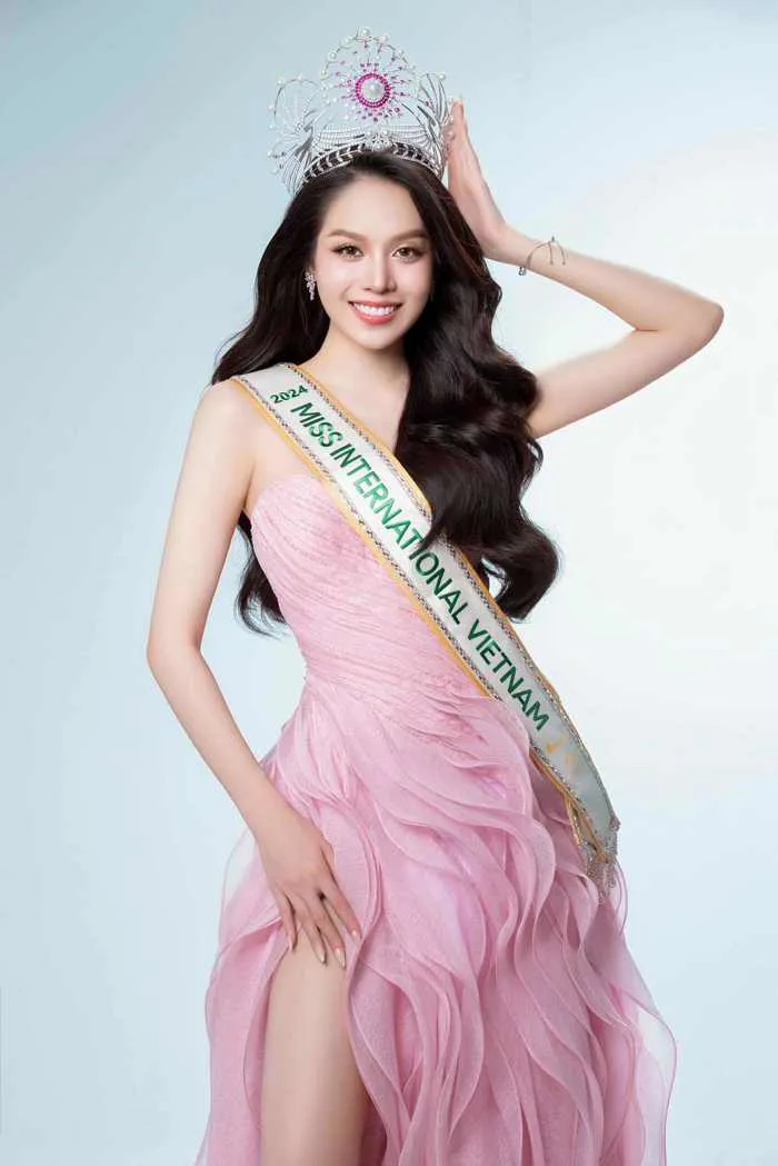 anh-hoa-hau-thanh-thuy-1