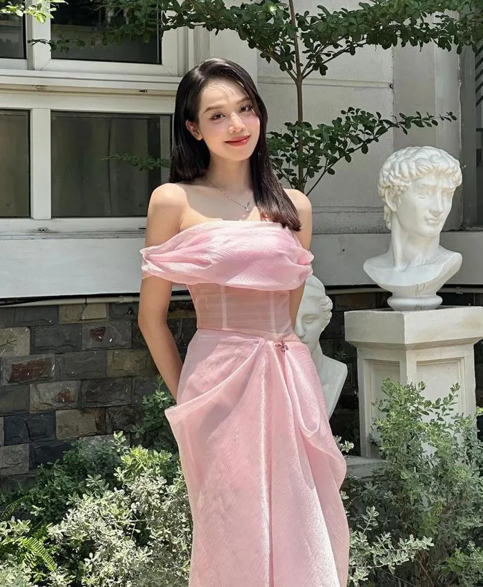 Hoa hậu Thanh Thủy: Đời thường gợi cảm, lột xác sau thẩm mỹ | Báo Dân trí
