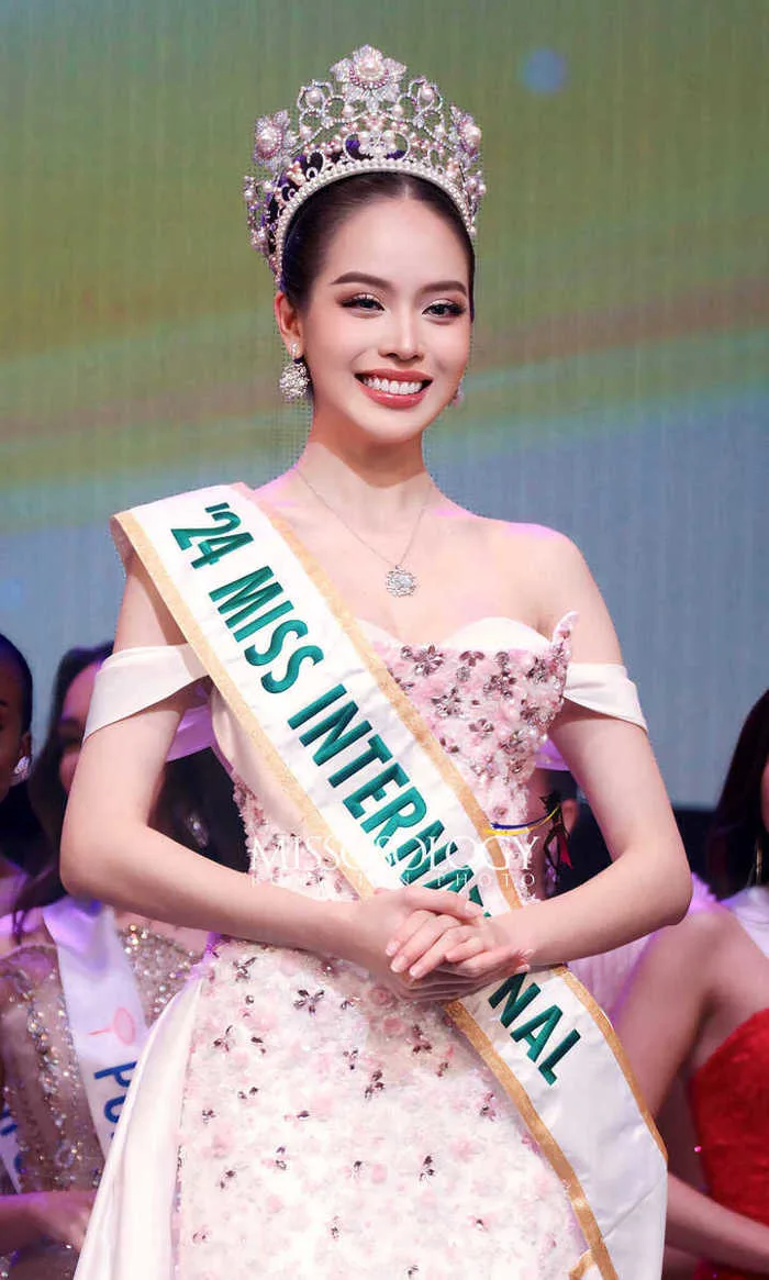 Gia thế bất ngờ của Hoa hậu Quốc tế Thanh Thủy