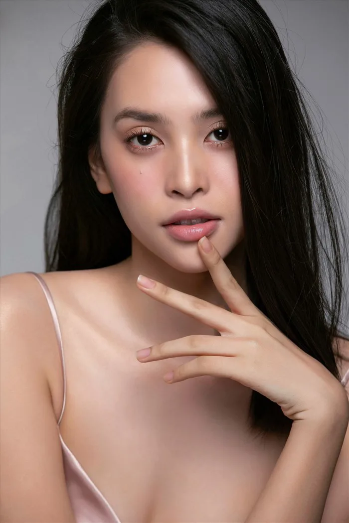 Nhan sắc 