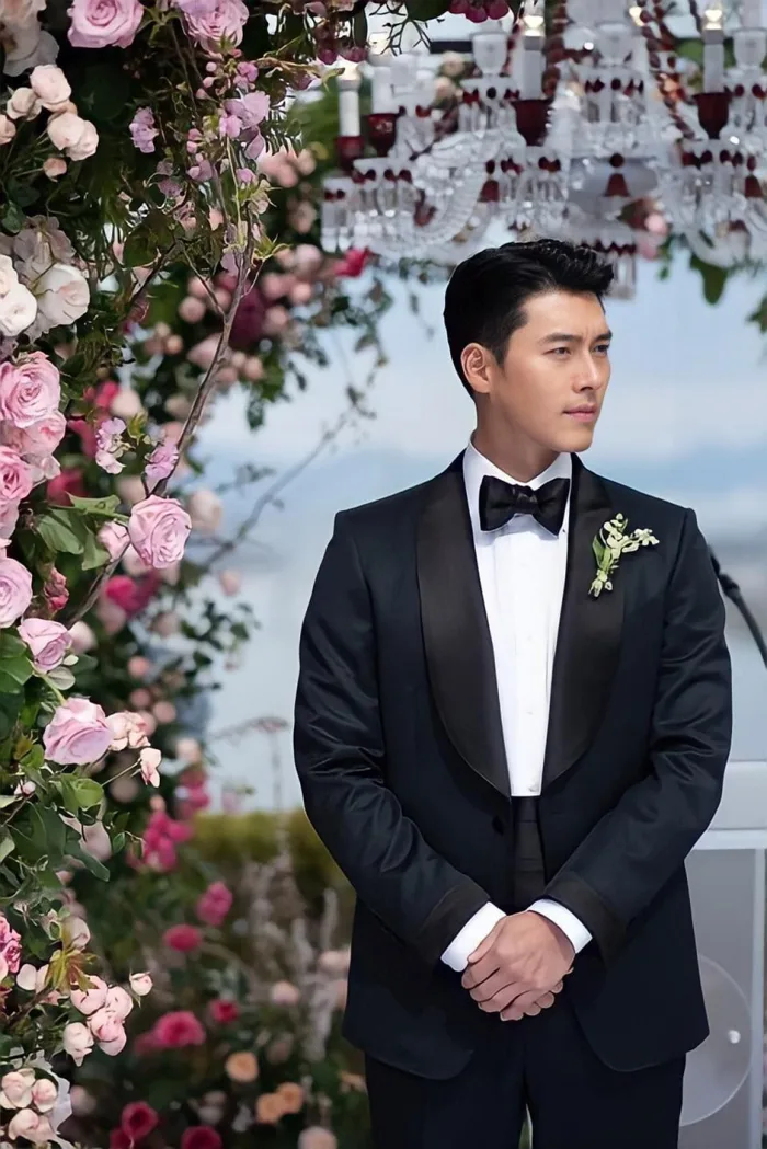 Ngất ngây trước nhan sắc của Hyun Bin trong đám cưới với Son Ye Jin