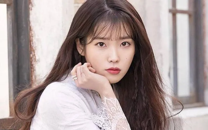 IU và những dấu ấn trong lãnh vực thời trang