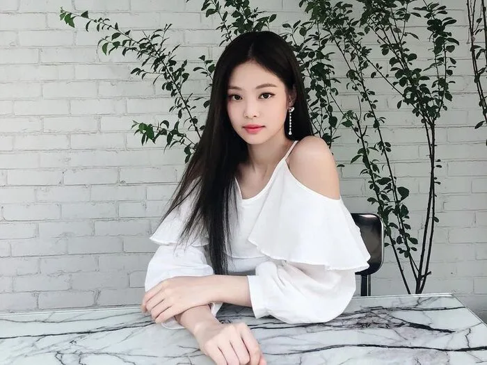 Jennie (Blackpink) khiến nhiều người nể phục với trình độ tiếng Anh