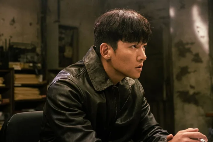 Ji Chang Wook gai góc với vai diễn mới trong 