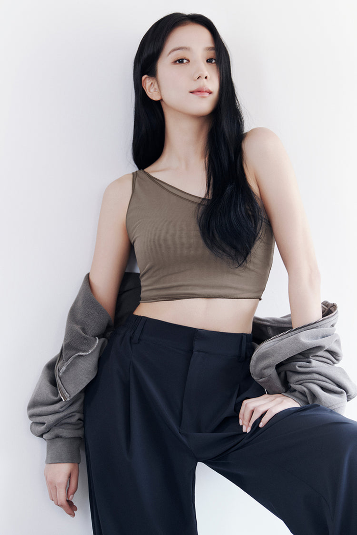 Jisoo Blackpink mở đầu năm 2024 với màn hợp tác đầy mới mẻ