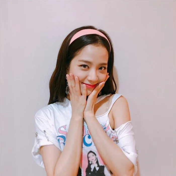Nhan sắc Jisoo (BlackPink): Biểu tượng sắc đẹp thế hệ mới