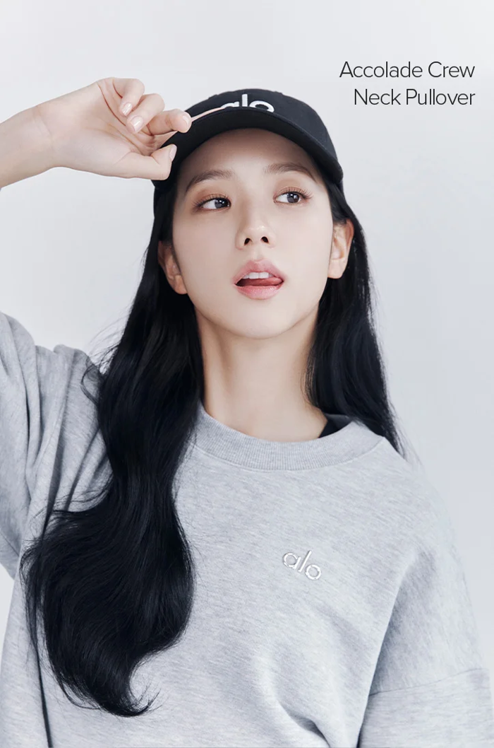 Jisoo Blackpink mở đầu năm 2024 với màn hợp tác đầy mới mẻ