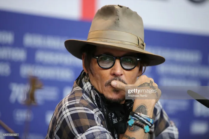 Johnny Depp - người đàn ông mất tất cả vì một bóng hồng