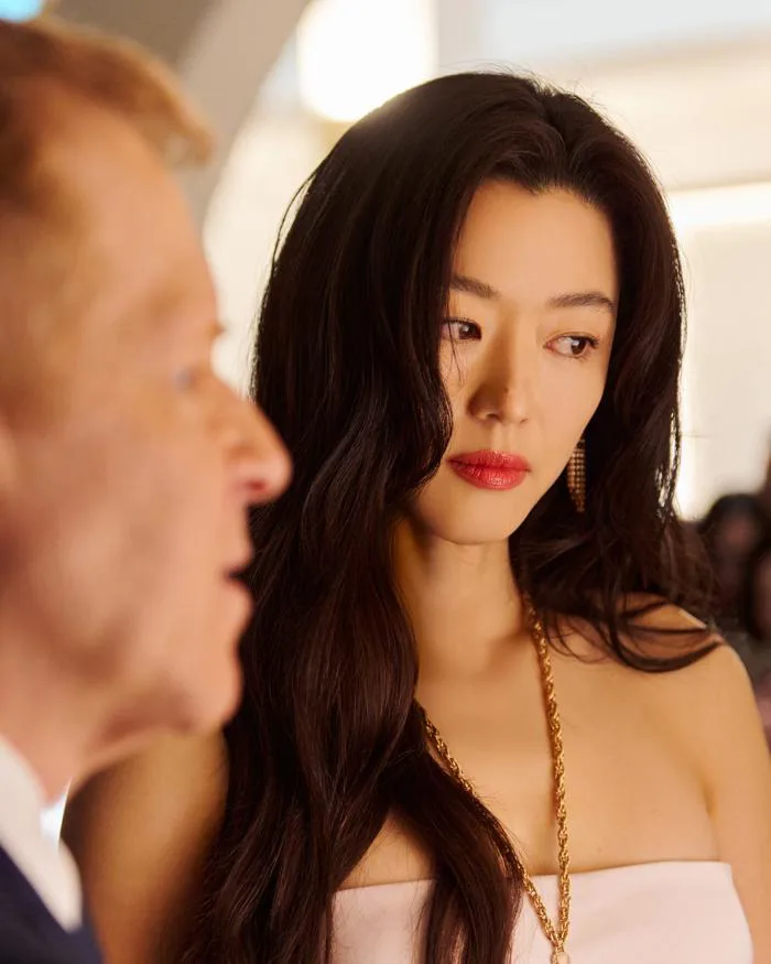 Vị thế của 'mợ chảnh' Jun Ji Hyun Vị thế của 'mợ chảnh' Jun Ji Hyun