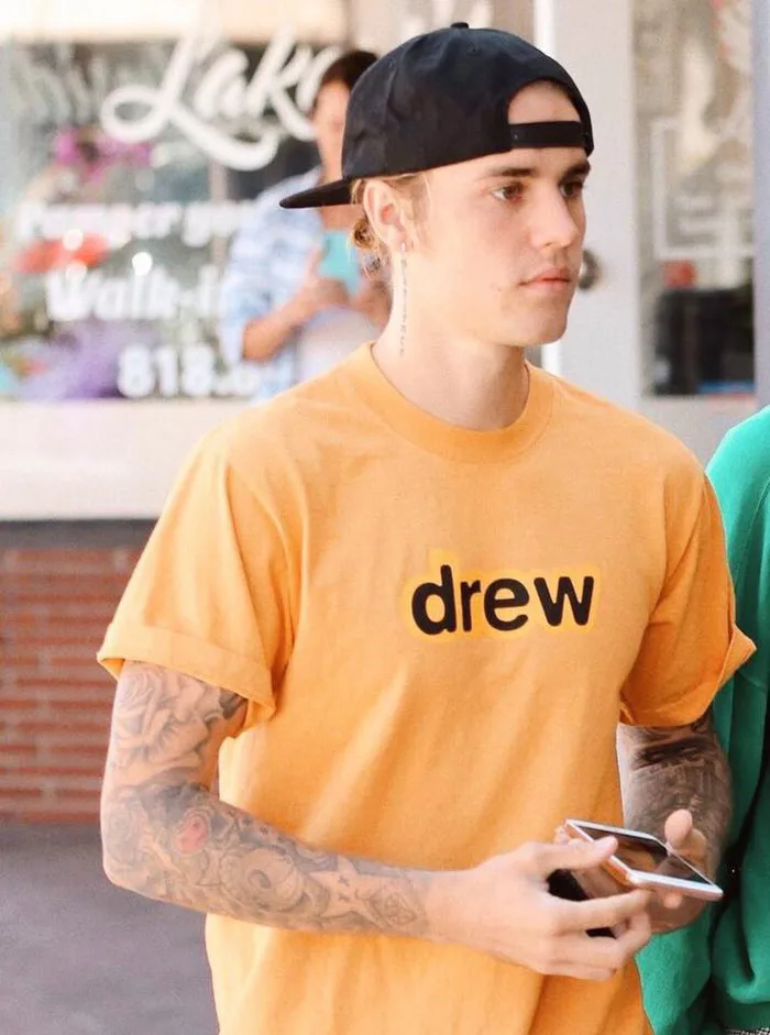 Hình ảnh mới nhất của Justin Bieber khiến người hâm mộ phấn khích
