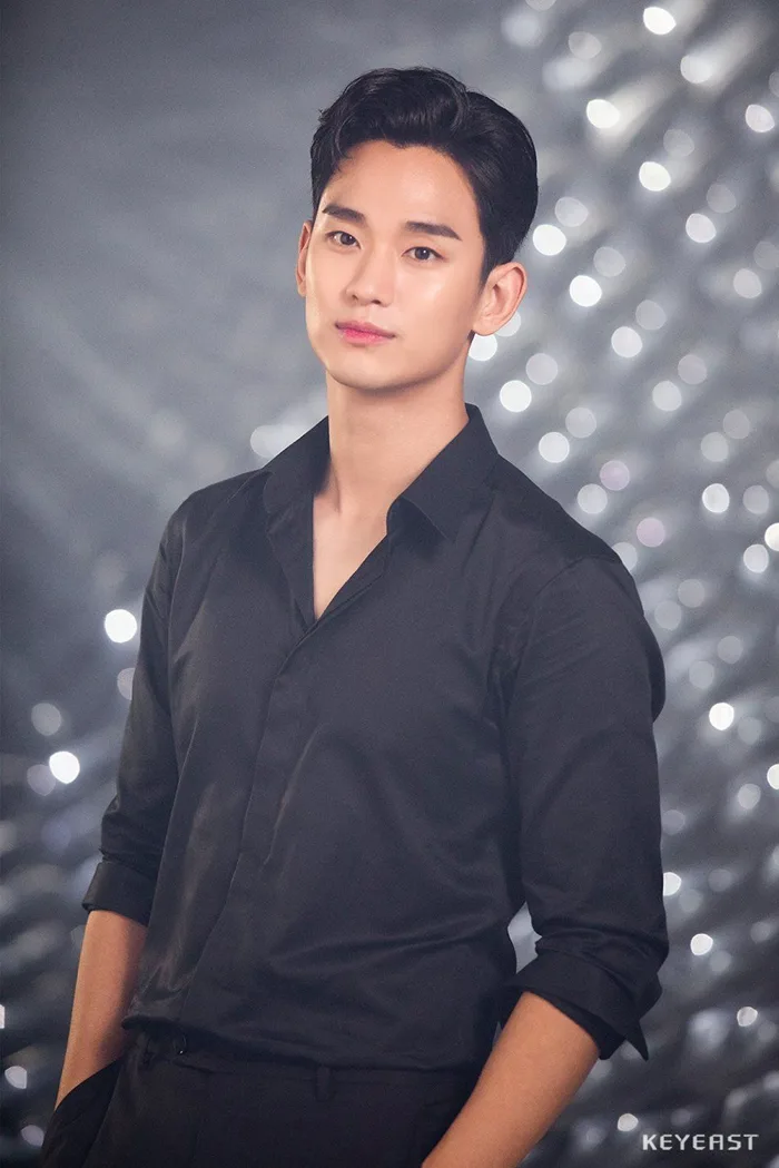 Kim Soo Hyun đón tuổi 33 với thành công và danh tiếng lẫy lừng