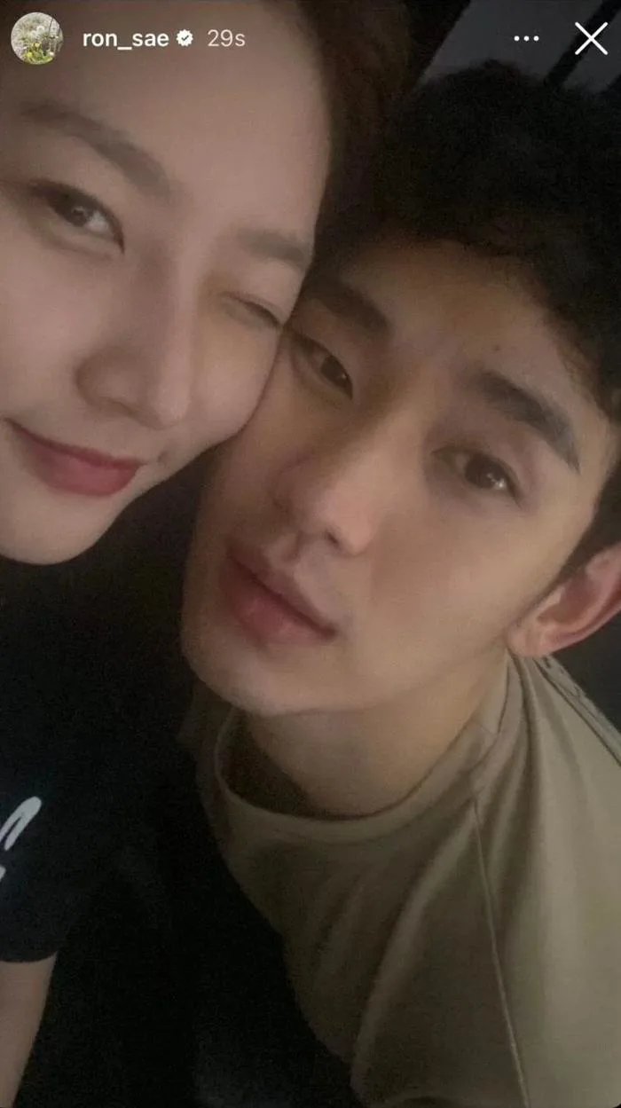 Kim Soo Hyun bị lộ ảnh thân mật với sao nữ lắm phốt