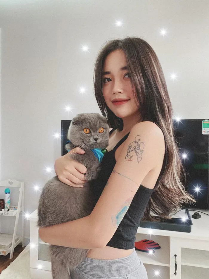 Linh Ngọc Đàm từng suýt bị bố từ mặt vì xăm hình