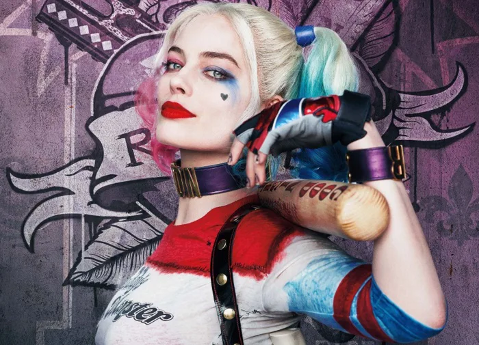 Margot Robbie thanh lịch xuất hiện trên sóng truyền hình trong thiết kế của  NTK Nguyễn Công Trí - Tạp chí Đẹp